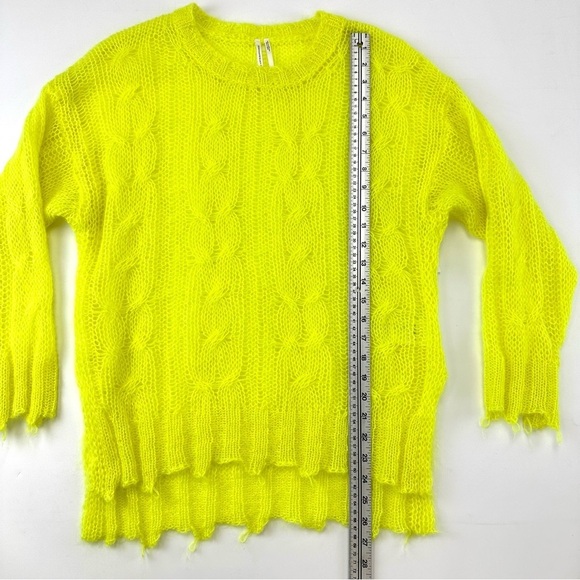 Anthropologie The Posey Stitchy Distressed Sweater Small neon green cable knit - Picture 7 of 16